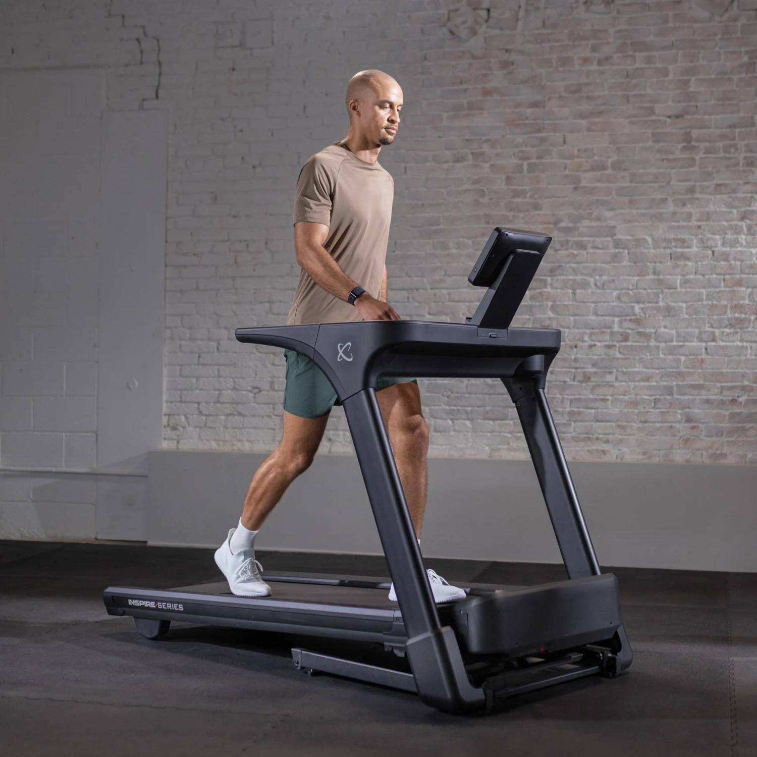 Inspire Series T4S Laufband 4 Inspire Series T4S Laufband – Bild 4