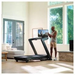 NordicTrack Laufband Commercial 2450 -Cardio Fitness Verkäufe NordicTrack Commercial 2450 Display 1600x1600 2025 7