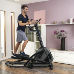 Horizon Fitness Crosstrainer Andes 5.1 -Cardio Fitness Verkäufe horizon fitness crosstrainer andes 5 1 lifestyle man 2 3000x2000 2025 scaled