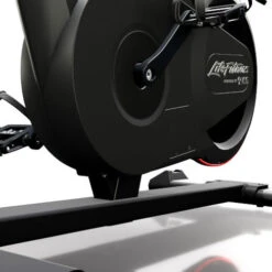 Life Fitness ICG IC5 Indoor Cycle Inkl. Tablethalterung -Cardio Fitness Verkäufe life fitness ic5 indoor cycle kurbel 500x500 2024