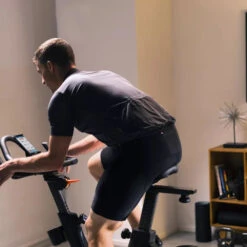 Matrix Indoor Cycle ICR50 Limited Edition 7 Matrix Indoor Cycle ICR50 Limited Edition -Cardio Fitness Verkäufe matrix indoor cycle icr50 lifestyle 2 1000x1000 2024