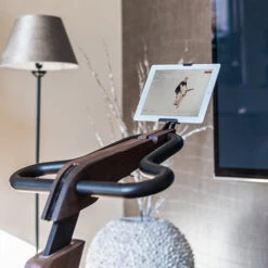 NOHrD Bike Kirsche Fahrradergometer 10 NOHrD Bike Kirsche Fahrradergometer -Cardio Fitness Verkäufe nohrd 22 102 nohrd bike tablet halterung detailaufnahme 500