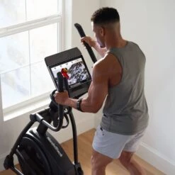 NordicTrack Ellipsentrainer AirGlide 14i -Cardio Fitness Verkäufe nordictrack ellipsentrainer airglide 14i lifestyle 3 1500x1500 2024