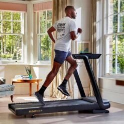 Reebok FR30z Floatride Laufband 31 Reebok FR30z Floatride Laufband -Cardio Fitness Verkäufe reeebok laufband fr30z floatride schwarz lifestyle 2 2000x2000x 2023