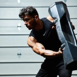 Surge Storm 40 Schwarz -Cardio Fitness Verkäufe surgestorm uebung mann 1000x1000 d93fcbb6 0c2c 49ce 94a8 373ec81b465a