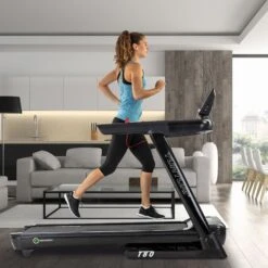 Tunturi Signature T80 Laufband 20 Tunturi Signature T80 Laufband -Cardio Fitness Verkäufe tunturi endurance t80 laufband lifestyle frau 2000x2000 2024