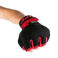 UFC Quick Wrap Innenhandschuh Boxbandage Mit Gel-Polster -Cardio Fitness Verkäufe ufc quick wrap innenhandschuh mit gel polster lifestyle2 1000x1000 2022 1