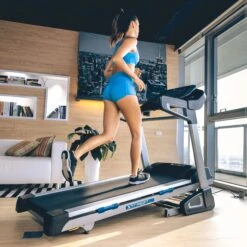 XTERRA Fitness Laufband TRX4500 22 XTERRA Fitness Laufband TRX4500 -Cardio Fitness Verkäufe xterra fitness laufband trx4500 lifestyle lauftraining 3000x3000 2025